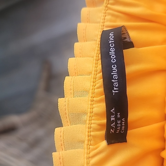 Zara Pleated Yellow Skirt XS - Picture 5 of 6